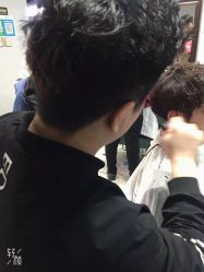 -木格造型美发