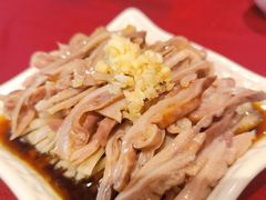 蒜泥白菜拌肚丝-老吉士酒家(天平路店)