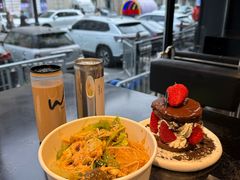 -W COLLECTIVE  DESSERT SHOP
