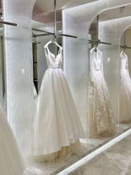 -MANLI BRIDAL婚纱