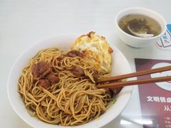 -陀块头面馆(梅岭南路店)