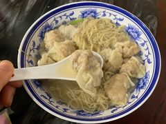 鲜肉云吞面-兴兴旺·冬瓜盅·啫啫煲(西华路店)