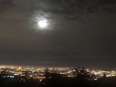 -鬼笑石后山停车场