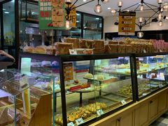 面包甜点陈列柜-味多美蛋糕(欢乐谷店)