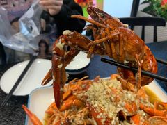 -三妹小龙虾·黄油蟹(华侨城总店)