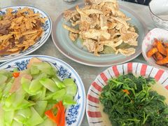 -天天向上素食餐厅(五台山店)