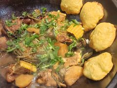 -锅老头海鲜铁锅炖
