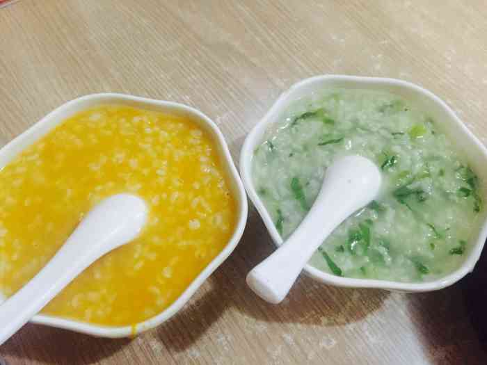 龙麦轩包粥坊-"早上一碗稀饭,一碟泡菜,几个蒸饺,简单却.