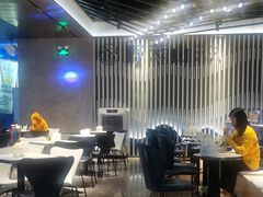 大堂-野萃山·潮汕厚果汁(十亩地店)