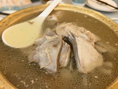 -汗腾格里·风味餐厅(新疆驻京办店)