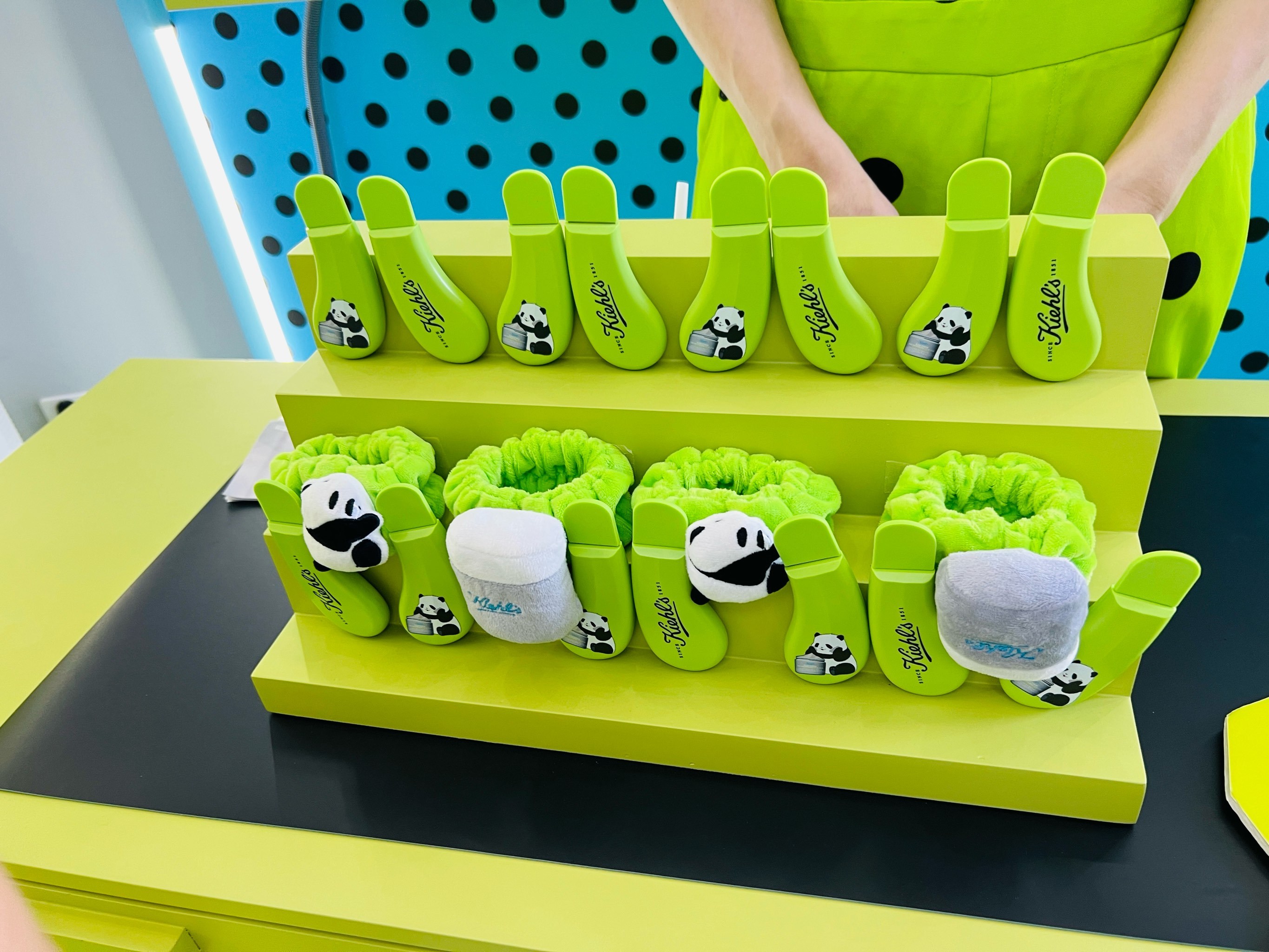 西岸梦中心,科颜氏吸吸乐