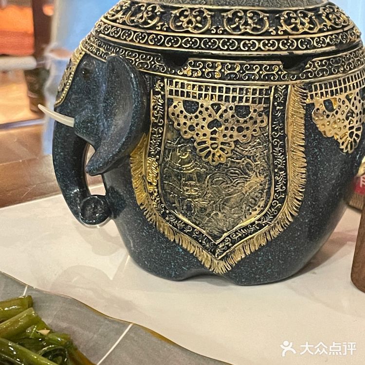 [调皮]西双版纳| 美食必去猫刺东•东南亚主题餐厅[爱心]