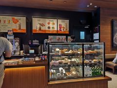 面包甜点陈列柜-星巴克臻选(北京太阳宫凯德店)