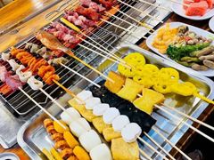 -哈尔滨小酒馆·鲜肉现穿自助烧烤(康新花园店)