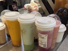 -喜茶(北京华贸购物中心店)