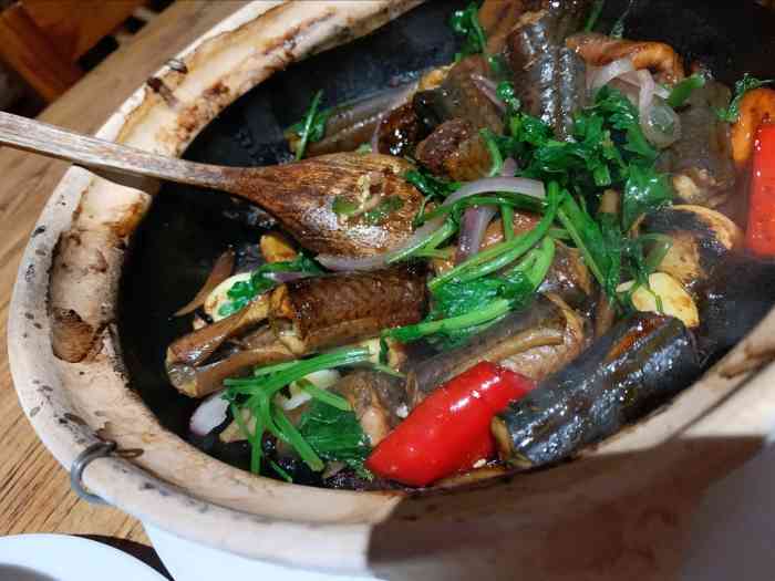 啫八(滨江店)-"开左比较耐的连锁店,喜欢食啫啫黄鳝煲,啫.