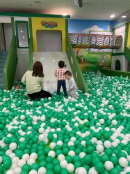 -孩子王童乐园(唐山万达广场店)