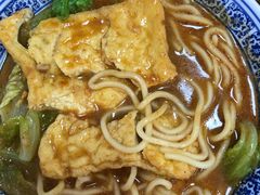 -亚忠小吃店(曾厝垵店)
