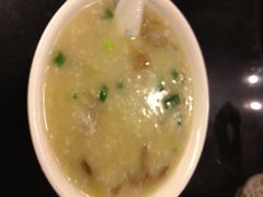 艇仔粥-伍湛记 · 广州老字号(龙津中路店)