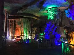 -泰安地下龙宫景区