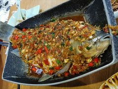 泡姜烧鲫鱼-老妈私房鱼头(欧洲城店)