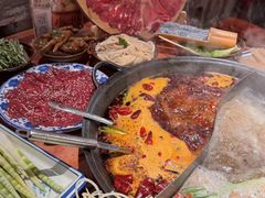 -周小明火锅(黑金冠社区店)