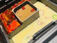 三拼锅-巴奴毛肚火锅(悠唐购物中心店)