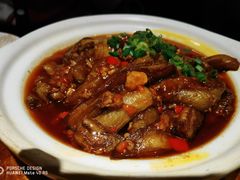 咸鱼鸡粒茄子-老广酒楼(樱花店)