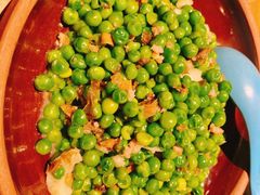 菜荪子甜嫩豆-吃饭皇帝大土家民族菜(正大广场店)