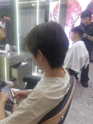 -藤野造型烫发染发