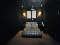 -极光点播影院(天一广场国购店)