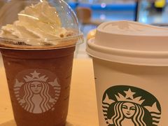 -星巴克(浦东机场T2到达店)