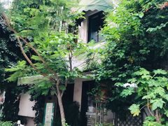 -默迹咖啡馆