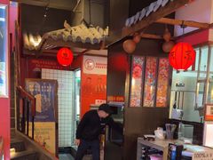 -川流不息·地道川菜·小龙虾(新松江路店)