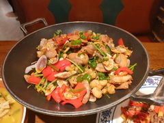 花甲恋上蛙-邻里佬湘(东区店)