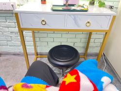 -博士园养发馆