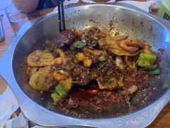 -嘎嘎鸭下巴·爆辣干锅(明教寺店)