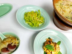 砂锅炖酸菜-止观小馆·辽河口渔家菜(王府井店)