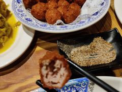 干炸丸子-左邻右舍褡裢火烧(石榴园店)