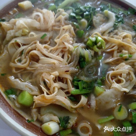 犇犇卤肉汤(谢三村北区店)