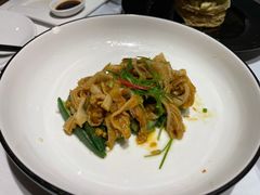 沙茶秋葵牛百叶-尚一汤 广东炖汤(金桥国际店)