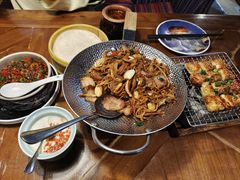-雀舞云南菜(天津天河城购物中心店)