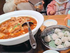 -黄泥岗·地道湖北菜(奥特莱斯店)