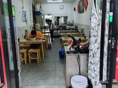 -陀块头面馆(梅岭南路店)