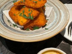 -LESCEDARS Brasserie Bistro香柏树