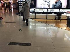 -港澳广场购物中心