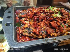 -江边城外烤全鱼(龙德广场店)