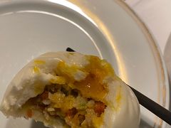蟹粉鲜肉大包-荣轩(新荣记环球金融中心店)