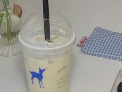 满庭芳茉莉轻乳茶-瑞幸咖啡(三诺智慧大厦店)