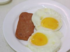 -香港新发烧腊茶餐厅(万象店)